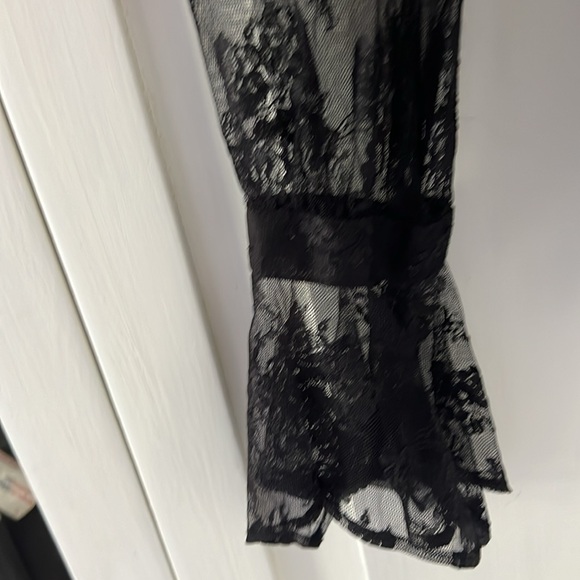 Express Vintage Black Lace Button Up Blouse - Picture 3 of 7